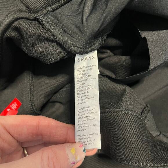 Spanx Women's Jean-ish Ankle Leggings in black women’s size small - Picture 7 of 9